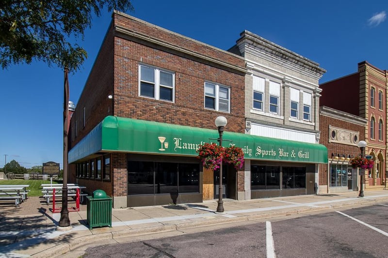 214 N Minnesota St, New Ulm, MN 56073