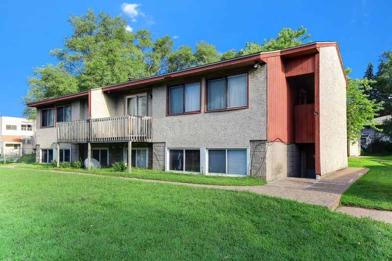 1616 Sloan St, Saint Paul, MN 55130