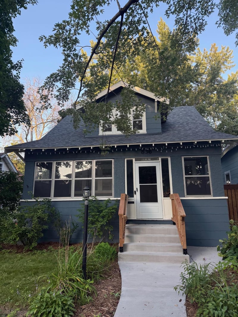 836 Ottawa Ave, Saint Paul, MN 55107