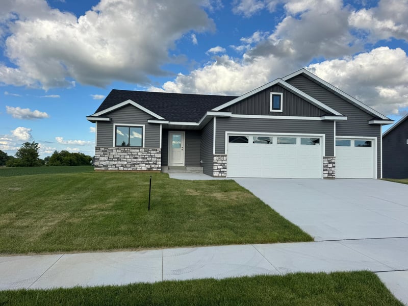 903 7th Ave, Wanamingo, MN 55983