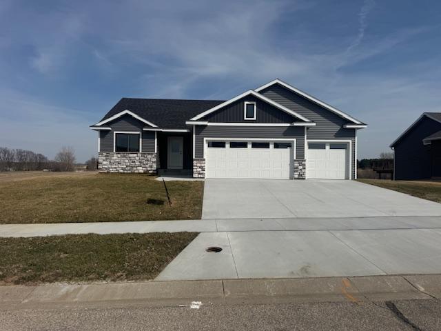 903 7th Ave, Wanamingo, MN 55983
