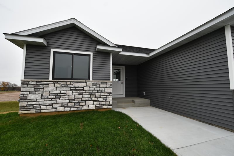 903 7th Ave, Wanamingo, MN 55983