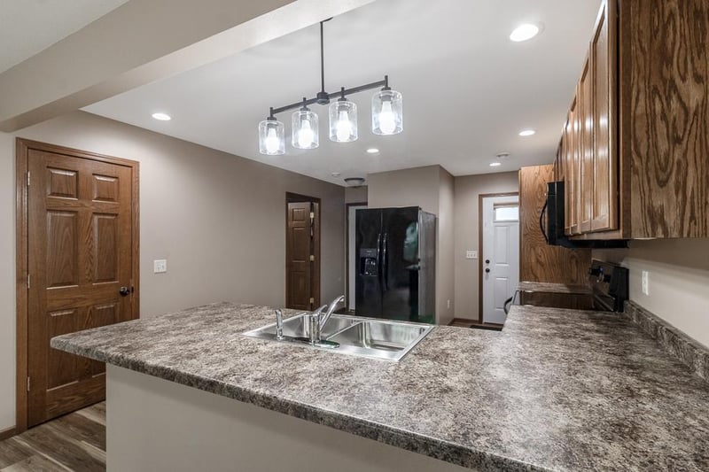 101 N Duck Lake Ave, Madison Lake, MN 56063