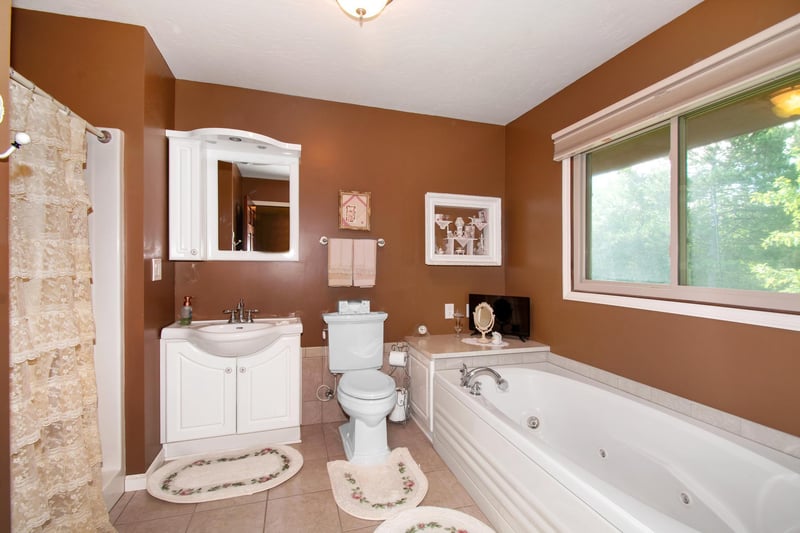 4070 204th Ln NW, Oak Grove, MN 55303