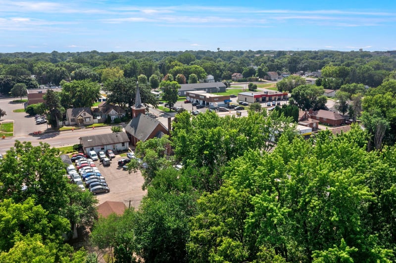720 Bluff Ave E, Shakopee, MN 55379