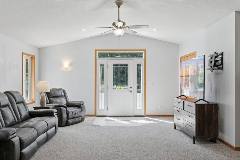 270 W Milkiway Ave W, Lake Lillian, MN 56253