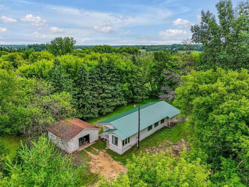 26505 Morgan Ave, Chisago City, MN 55013