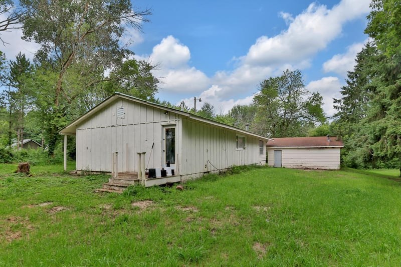 26505 Morgan Ave, Chisago City, MN 55013