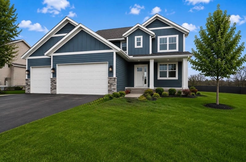 635 Parkside Ct, Eagan, MN 55123