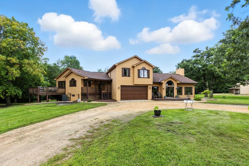 867 Eckert Ave SE, Buffalo, MN 55313