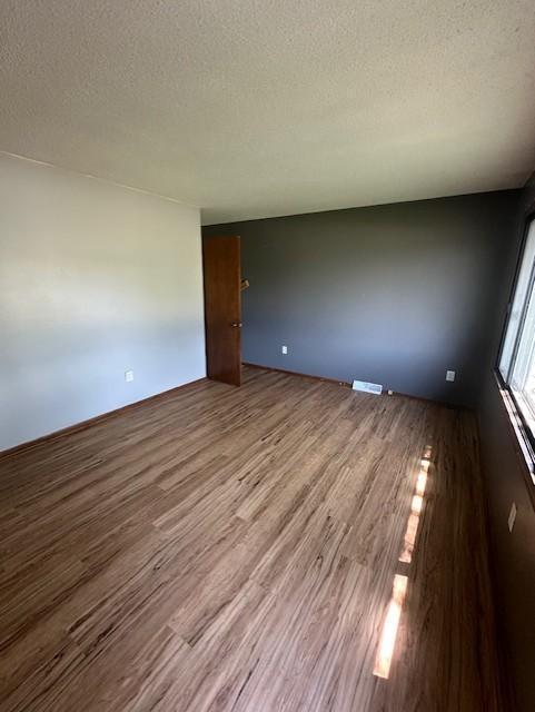 305 6th St SW, Kasson, MN 55944