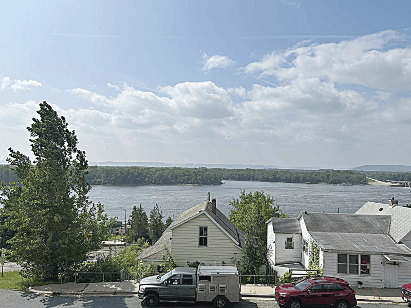 101 N 2nd St, Alma, WI 54610