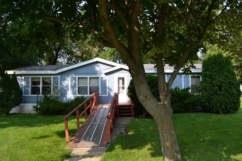 106 King St, Hendricks, MN 56136