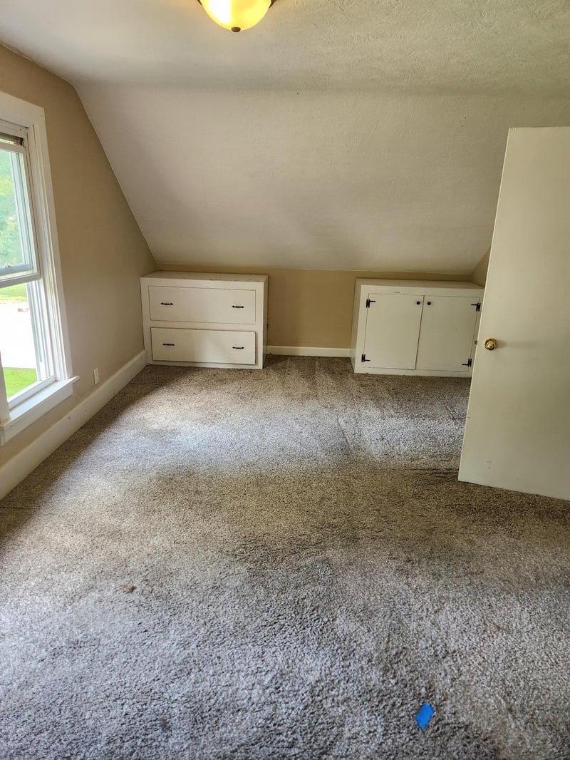 703 N Spring St, Luverne, MN 56156
