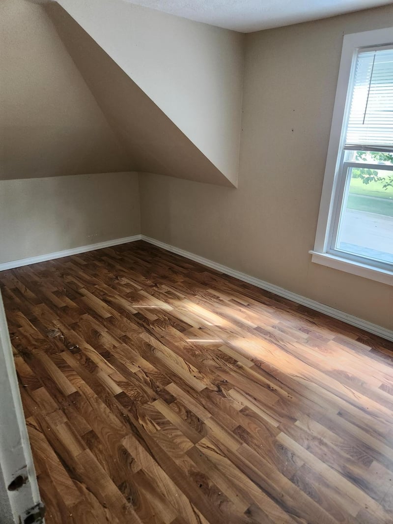 703 N Spring St, Luverne, MN 56156