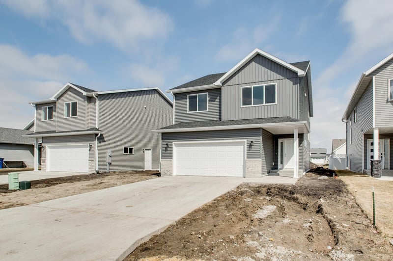 2522 38th Ave S, Moorhead, MN 56560