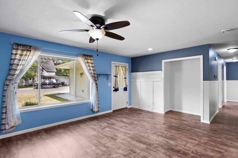 102 3rd St E, Brandon, MN 56315