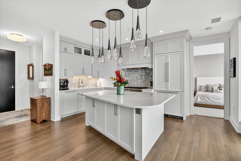 3209 Galleria #1406, Edina, MN 55435