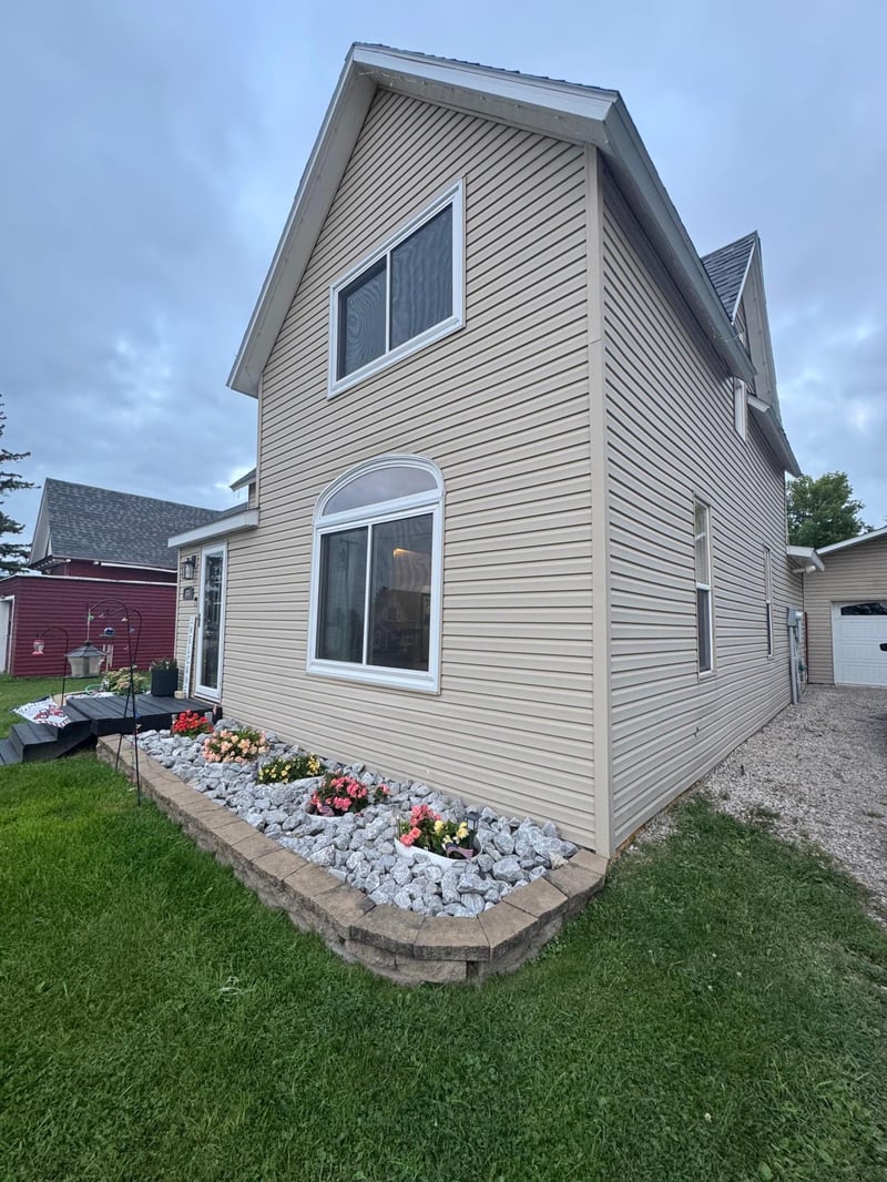 314 Vance Ave S, Erskine, MN 56535