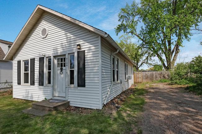 2139 12th St, Eau Claire, WI 54703
