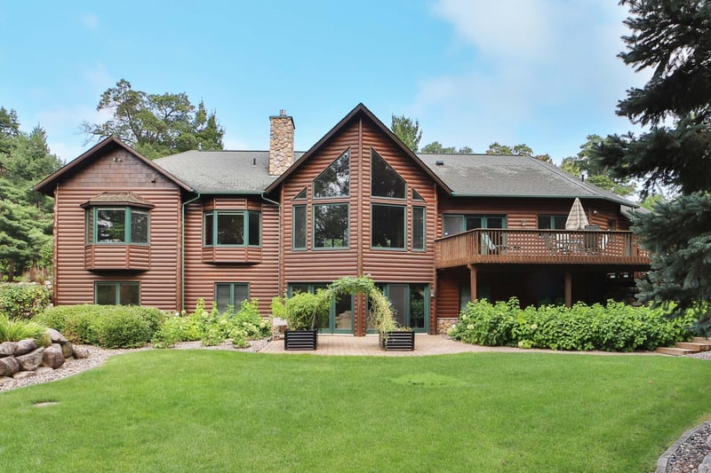 11212 Leewood Ln, East Gull Lake, MN 56401