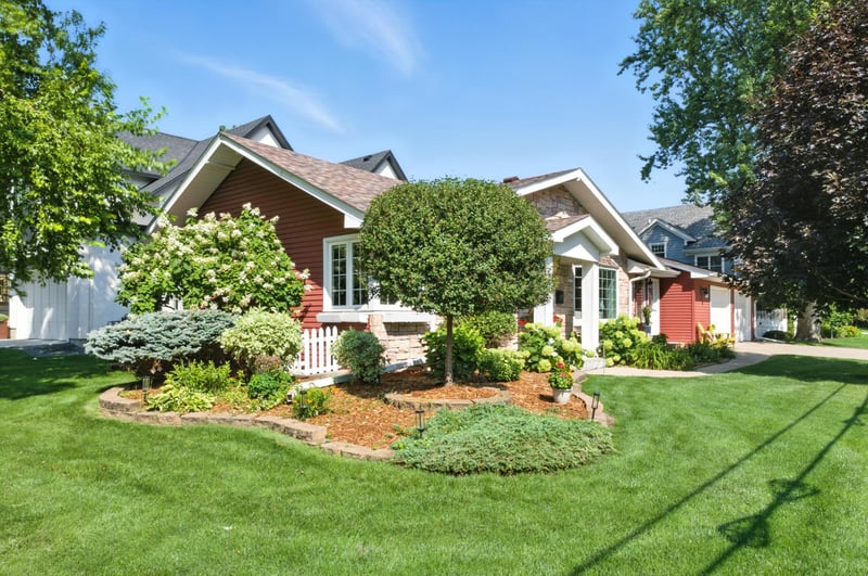 5544 Saint Johns Ave, Edina, MN 55424