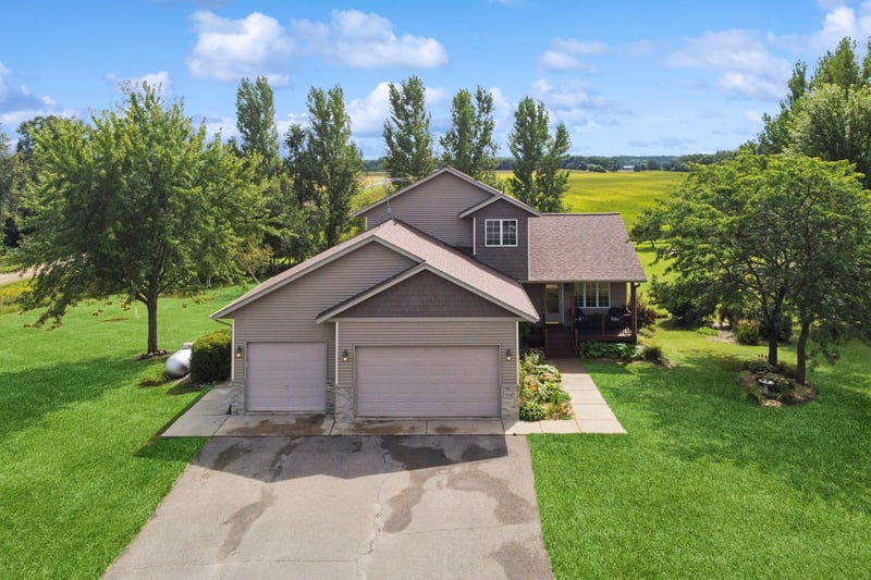 5027 134th St NW, Clearwater, MN 55320