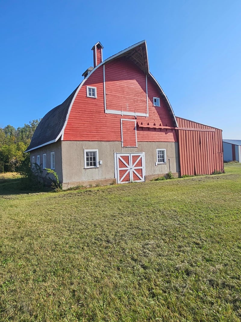 6402 Krull St, Baudette, MN 56686