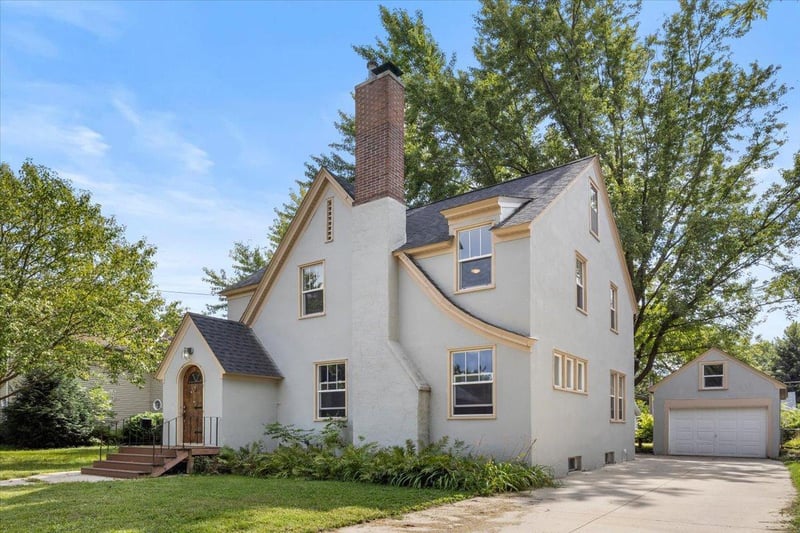 605 4th Ave SW, Austin, MN 55912