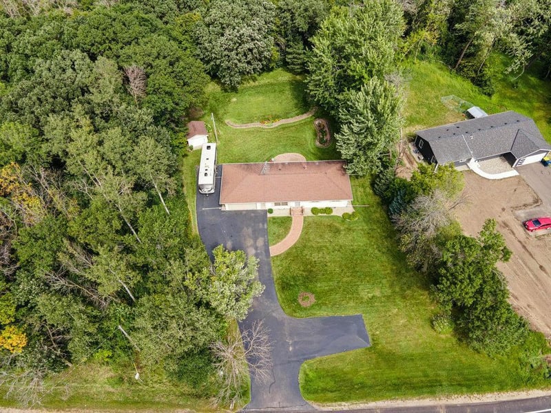 11550 Deuce Rd, Elko New Market, MN 55020