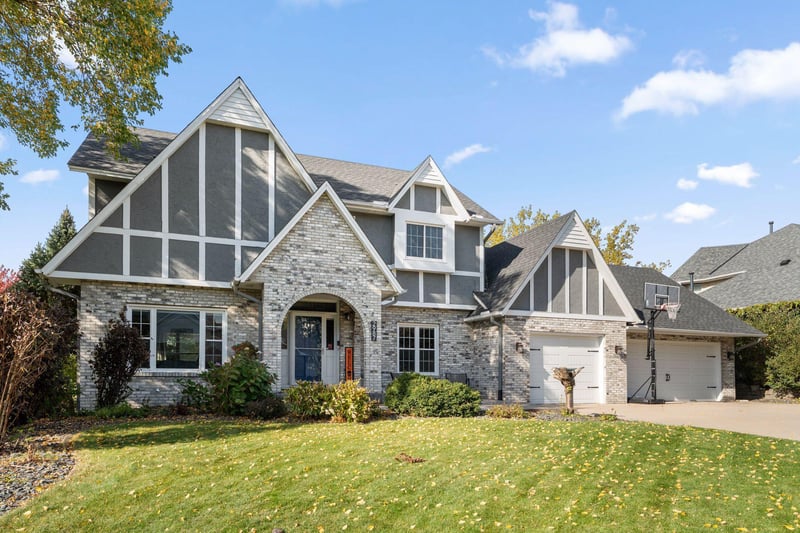 2987 Frank St, Maplewood, MN 55109