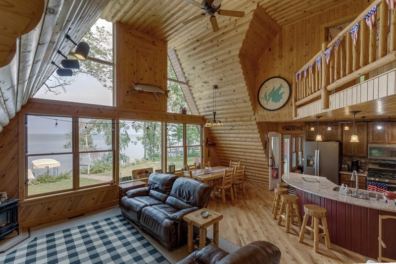 4426 Pine Point Dr NW, Walker, MN 56484