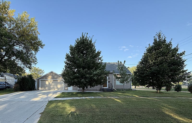228 S Haven St, Appleton, MN 56208