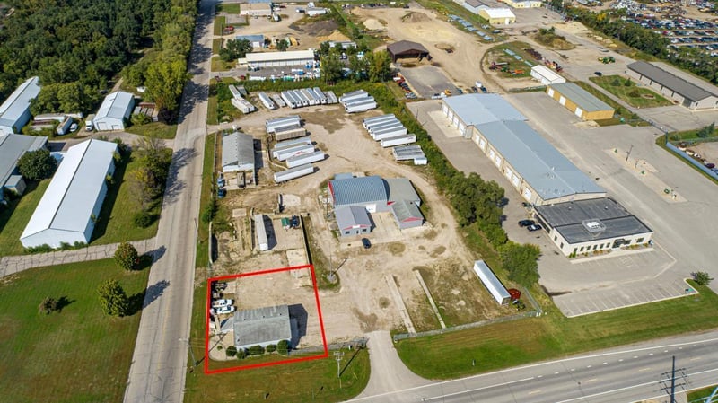 2108 8th Ave NW, Faribault, MN 55021