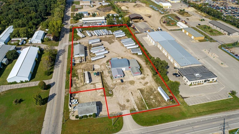 2108 8th Ave NW, Faribault, MN 55021
