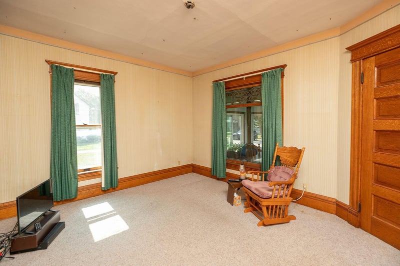 112 Main St N, Dover, MN 55929