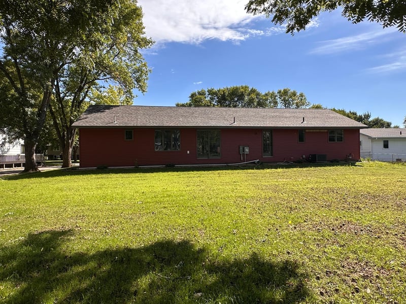 404 Garfield St N, Atwater, MN 56209