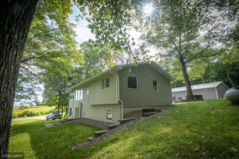 33941 County 7 Blvd, Goodhue, MN 55027