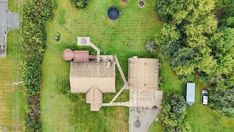 439 6th St NE, Crosby, MN 56441
