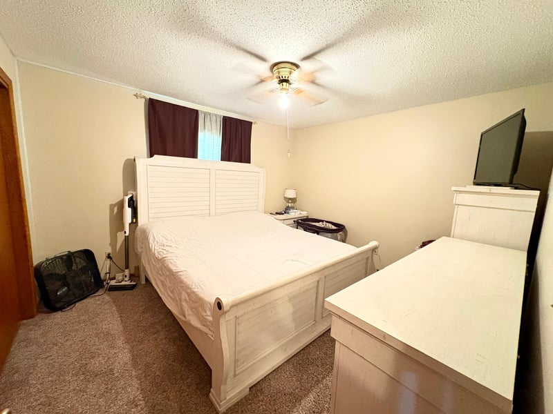 153 2nd St, Dawson, MN 56232