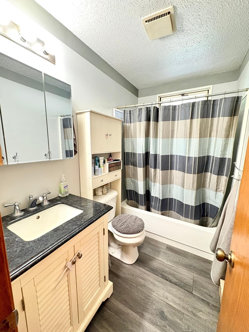 153 2nd St, Dawson, MN 56232