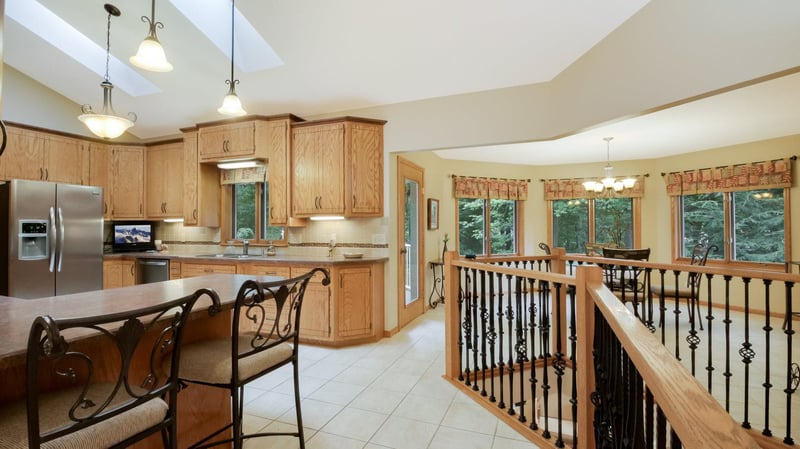 1351 Brentwood Ter, Eau Claire, WI 54703
