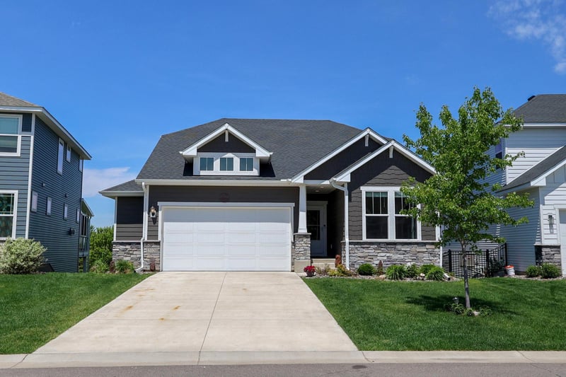 15320 116th Ave N, Osseo, MN 55369
