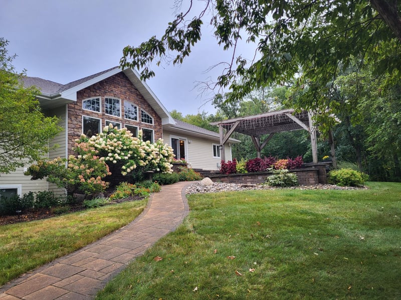 29216 Pleasant Lake Rd, Underwood, MN 56586