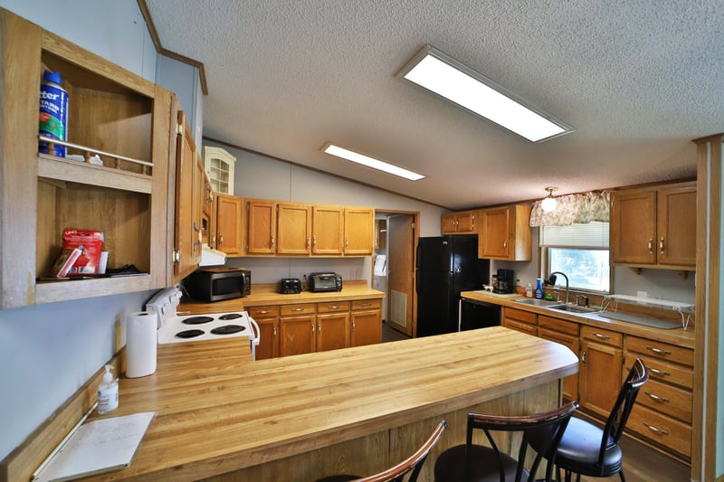 801 E Lake St, Osakis, MN 56360