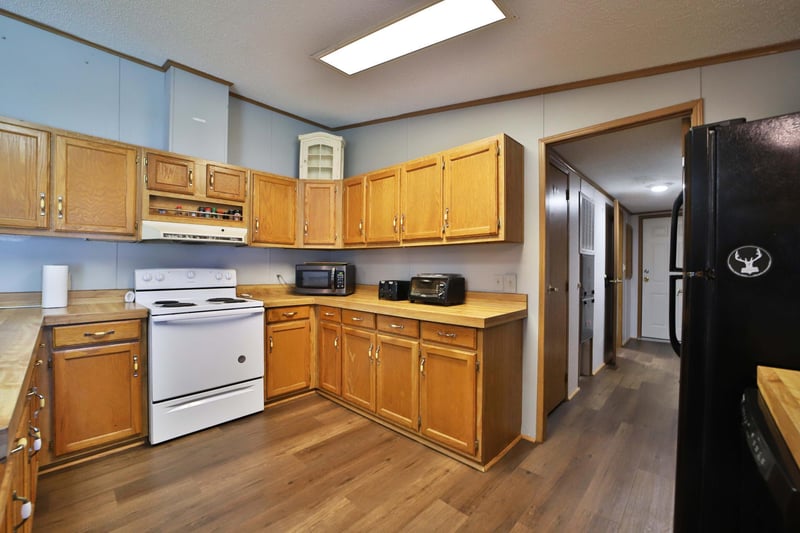 801 E Lake St, Osakis, MN 56360