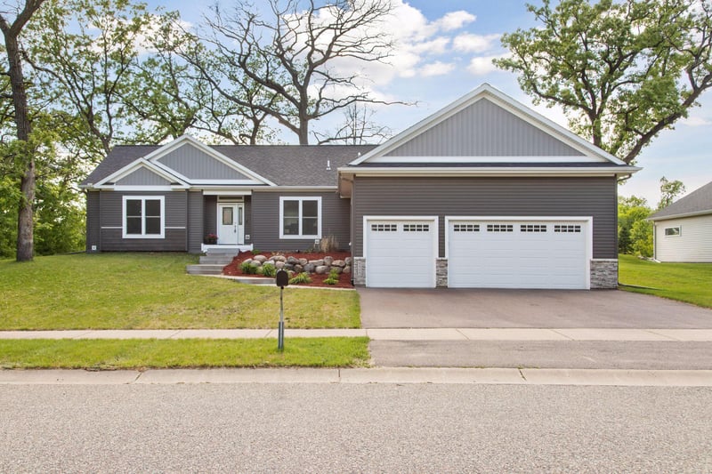 21212 Old Lake George Blvd NW, Oak Grove, MN 55303