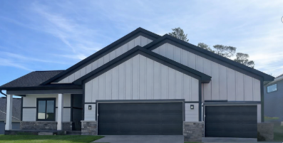 9069 62nd St S, Cottage Grove, MN 55016