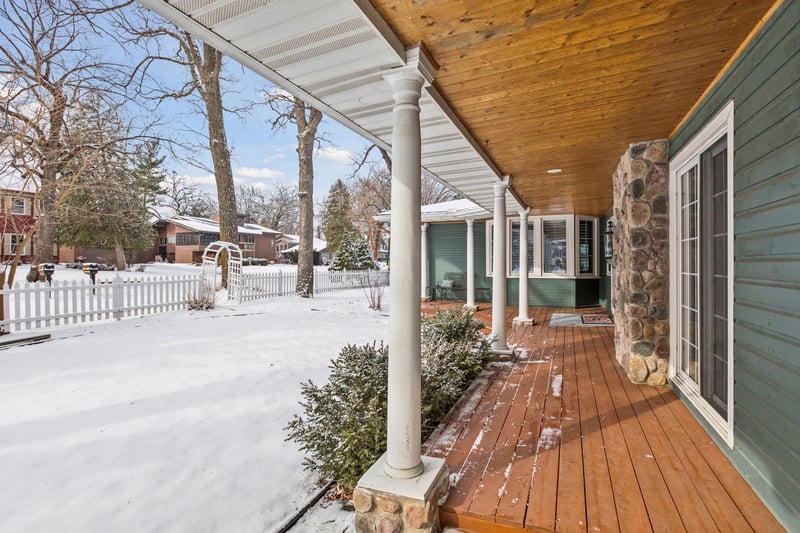 2141 Park Ave, White Bear Lake, MN 55110