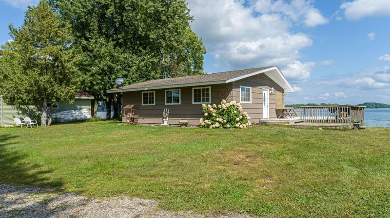 49279 Sportsmans Ln, Waterville, MN 56096